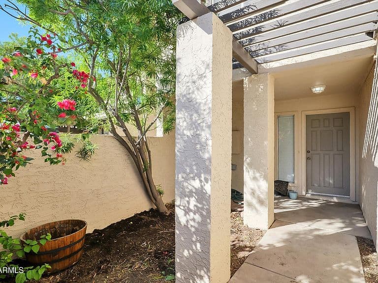 2208 W LINDNER Avenue #31 photo 3