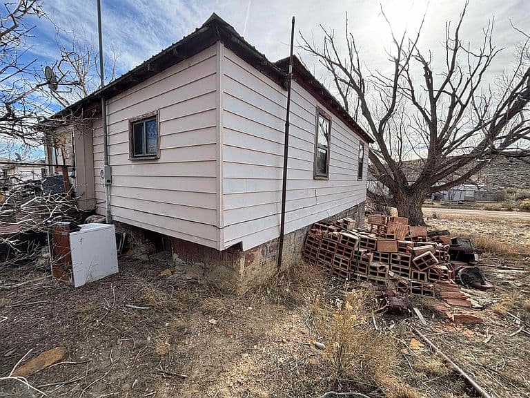 150 B St photo 5