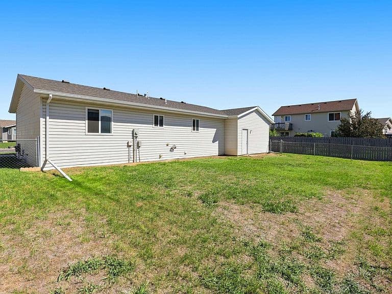 4913 Williams St photo 5
