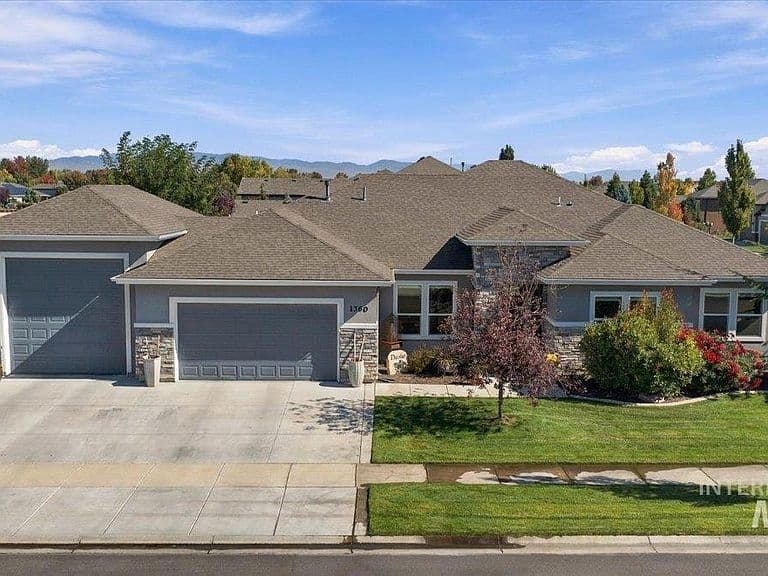 1360 N Bowknot Lake Way photo 2