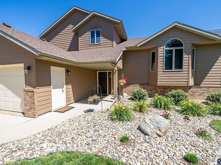 47908 Oak Ridge Pl photo 3