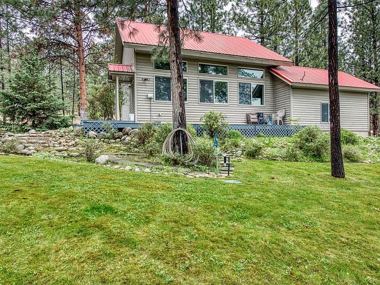 219 Peaceful Dr photo 1