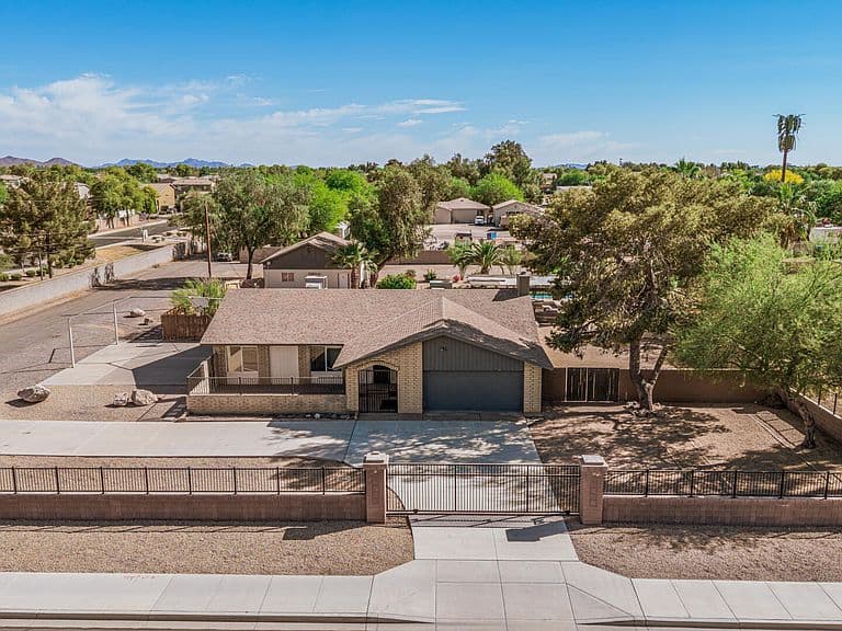 13143 E OCOTILLO Road photo 2