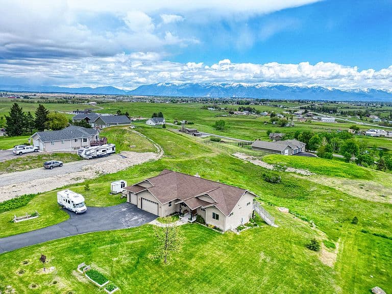 130 Ashley Hills Dr photo 2