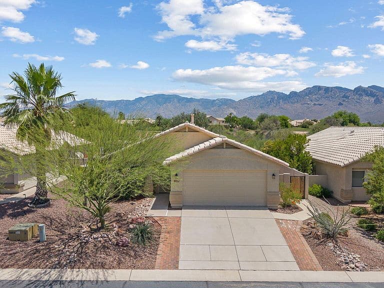 10990 N Double Eagle Ct photo 2
