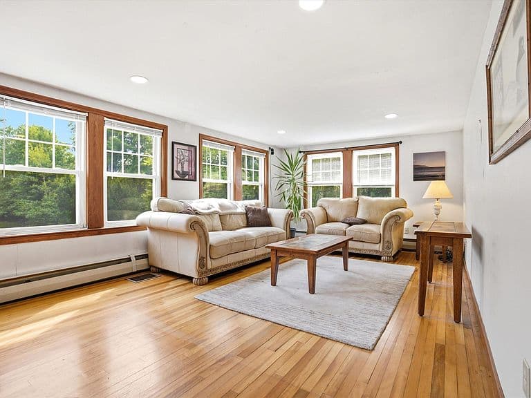 308 Squantum Road photo 3