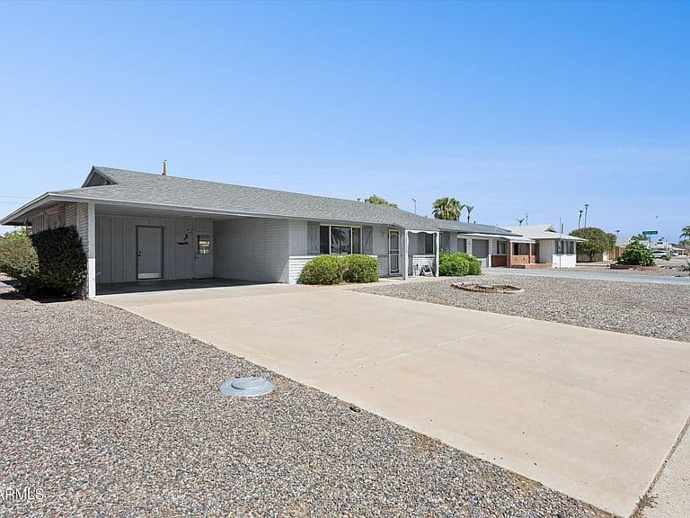 10508 W SUN CITY Boulevard photo 4