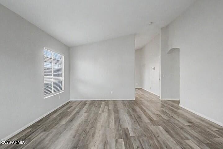 12325 W VALENTINE Avenue photo 5