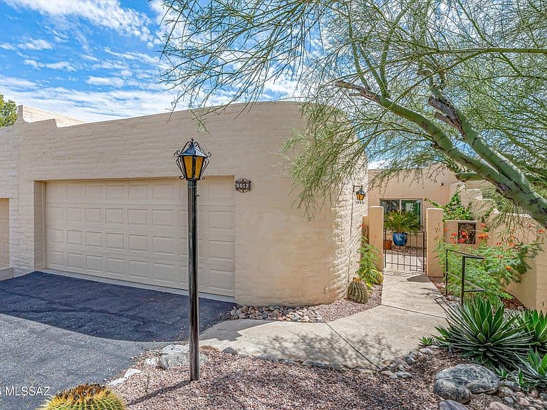5012 N Camino Del Lazo photo 1