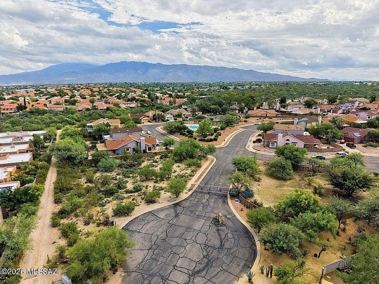9881 E Sabrena Ln photo 3