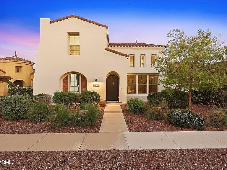 4585 N GOLF Drive photo 1
