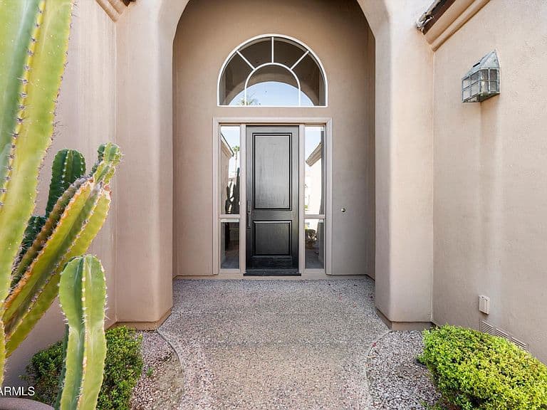 11847 E DEL TIMBRE Drive photo 2
