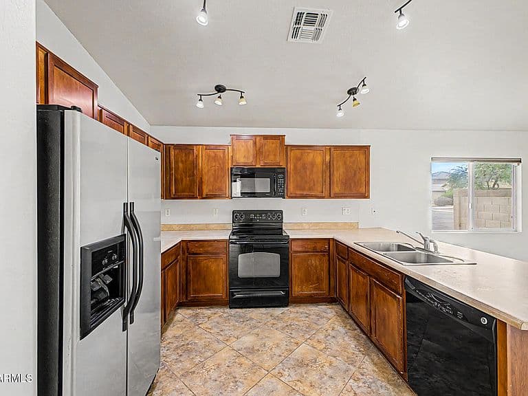 3902 E PINTO VALLEY Road photo 5