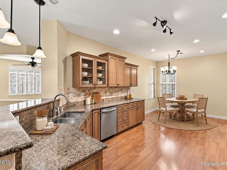 22900 W TWILIGHT Trail photo 4