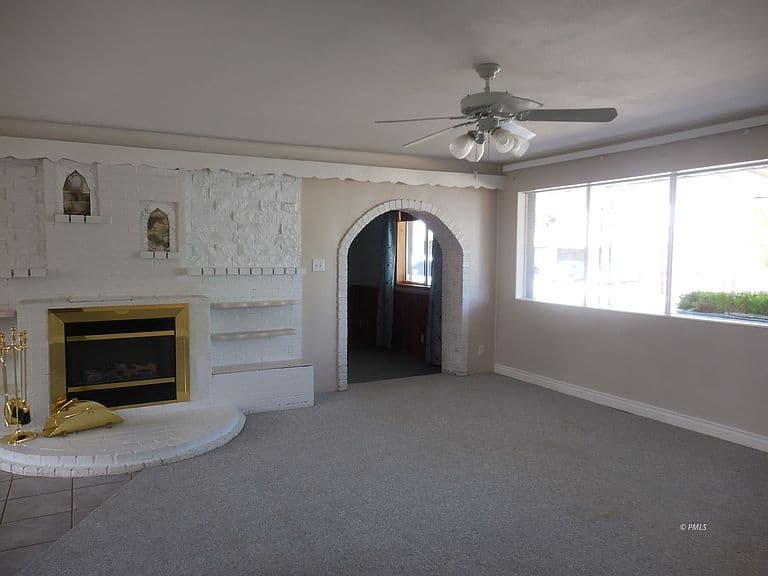 330 Cedar St photo 5