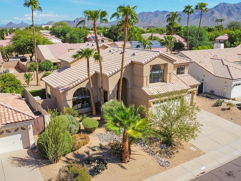 9048 E BLANCHE Drive photo 1