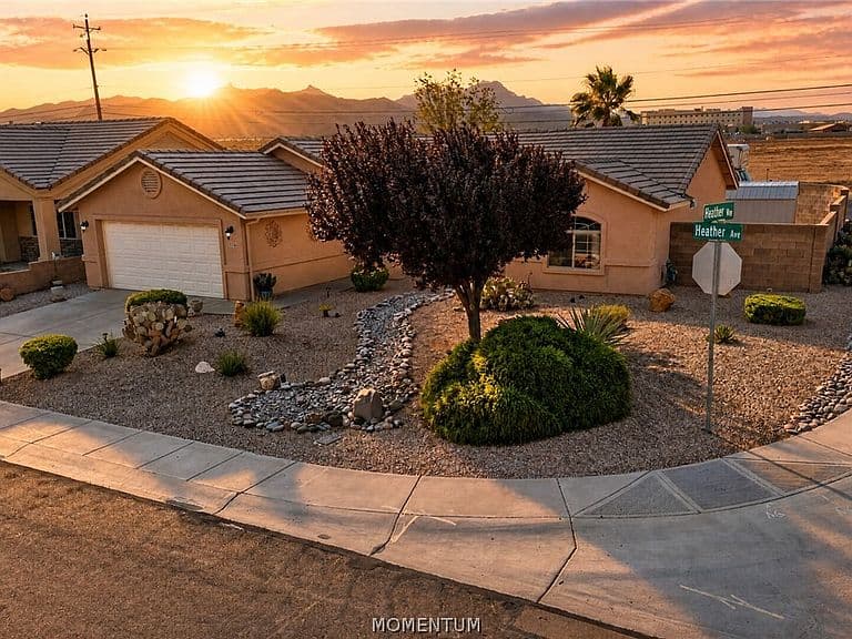 3722 Heather Avenue photo 2