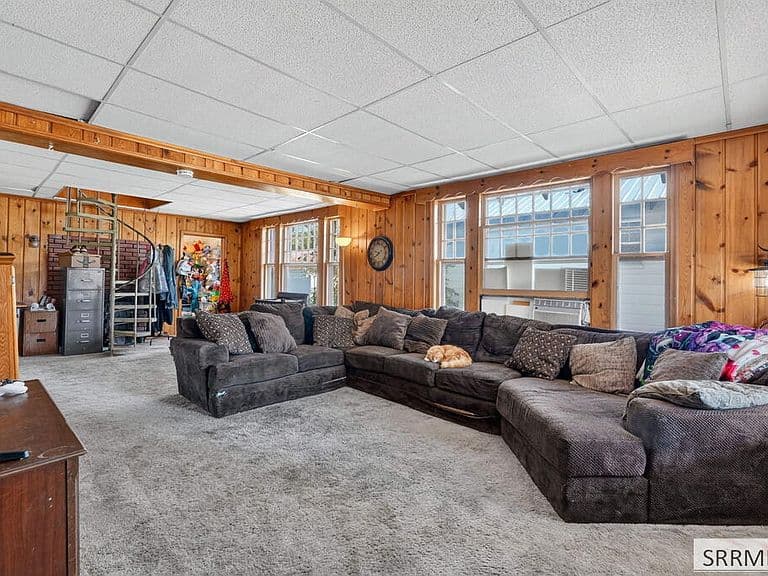 474 L St photo 2
