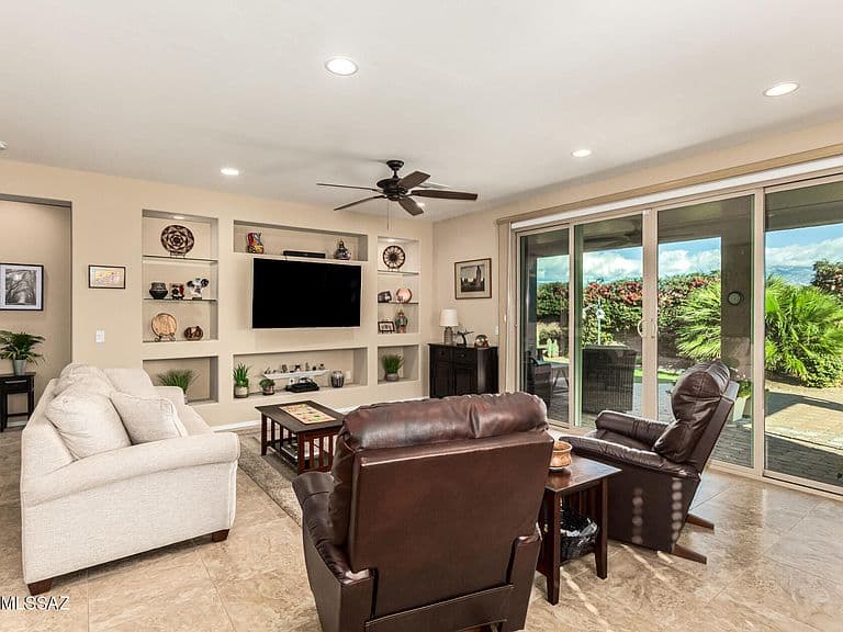 10071 S Black Surrey Dr photo 4