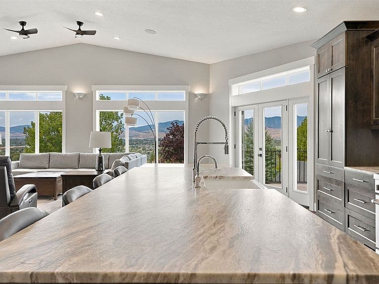 1216 Landons Way photo 5