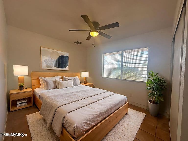 4926 W JOYCE Circle photo 4