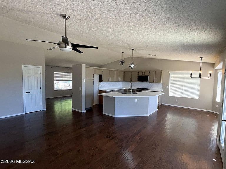 7840 S Caesar Dr photo 3