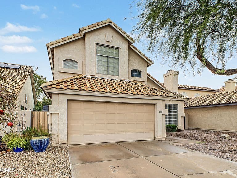 3130 W BAYLOR Lane photo 2
