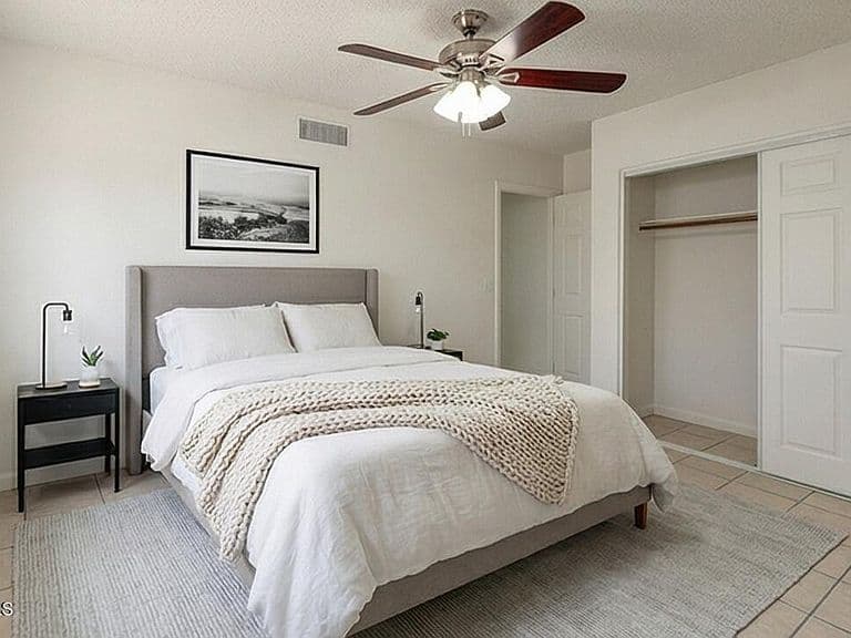 4279 W Rockwood Dr photo 5