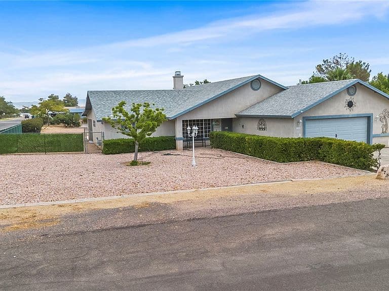 4758 Scotty Drive photo 3