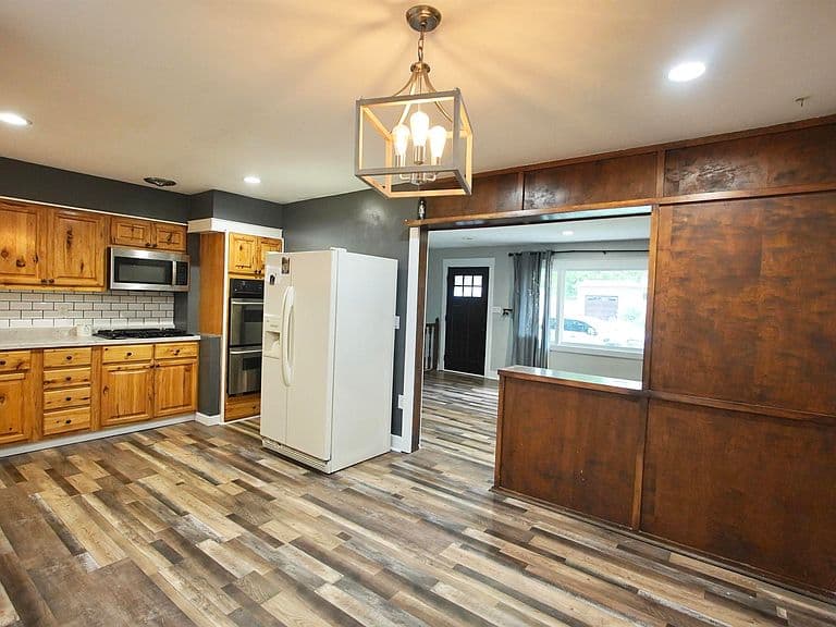 3044 Bruhn Way photo 5