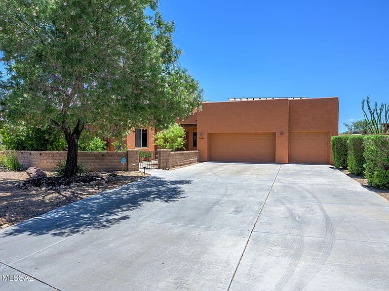 5636 S Creosote Ridge Way photo 3