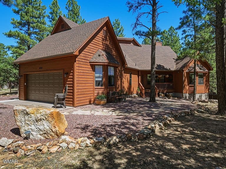 4621 Lariat Way photo 2