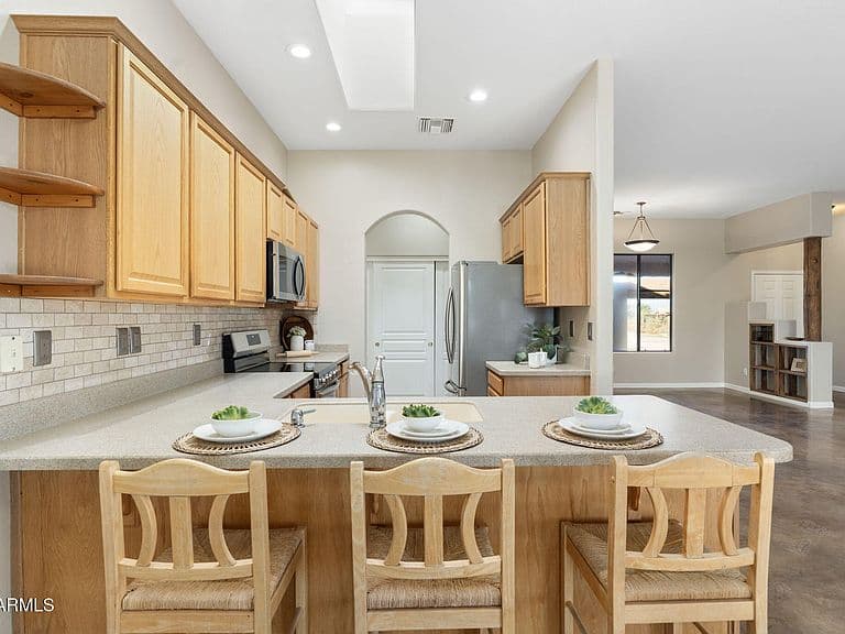 25645 W BLUE SKY Drive photo 5