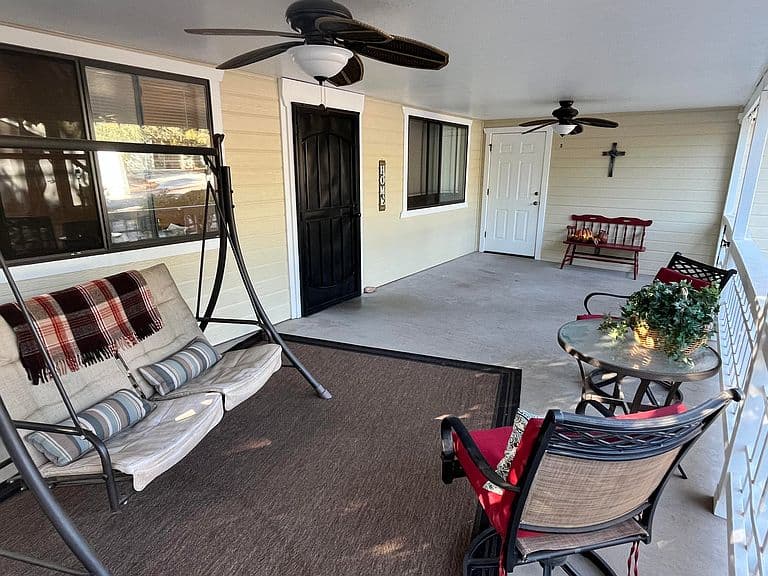 407 W Saint Moritz Dr photo 2