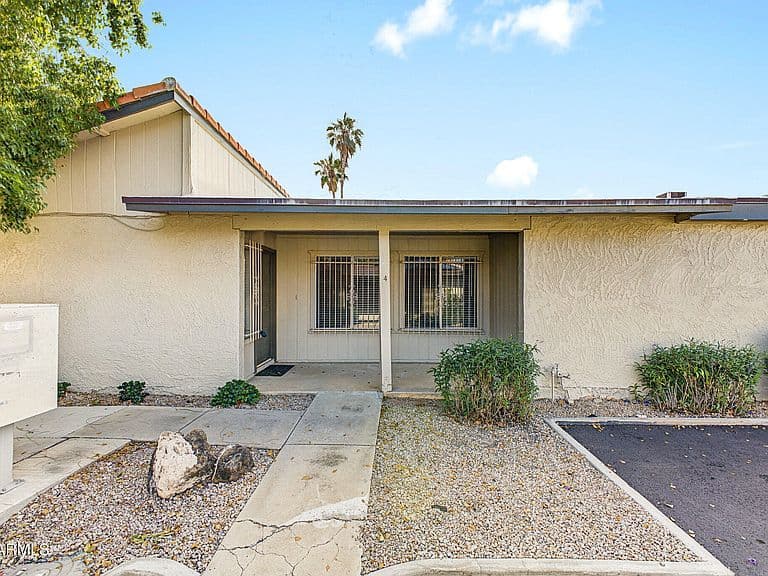 15215 N 25TH Drive #4 photo 2