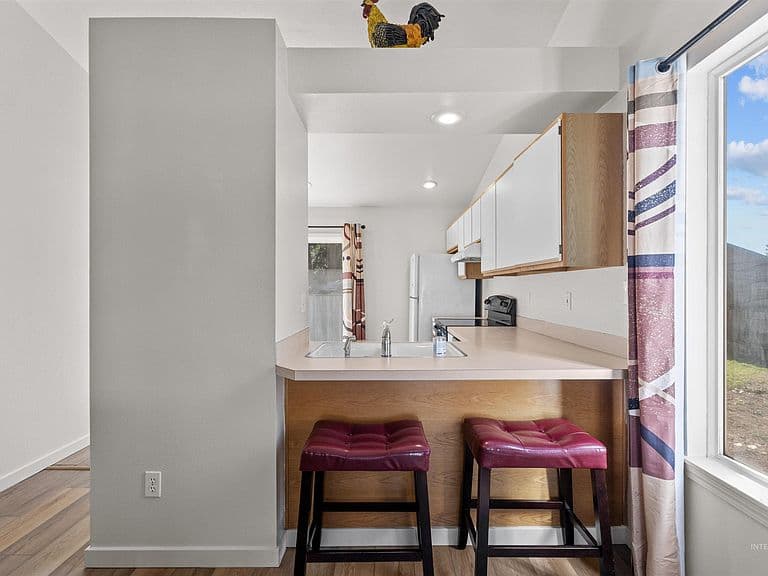 3404 S Poco Loco Pl photo 5