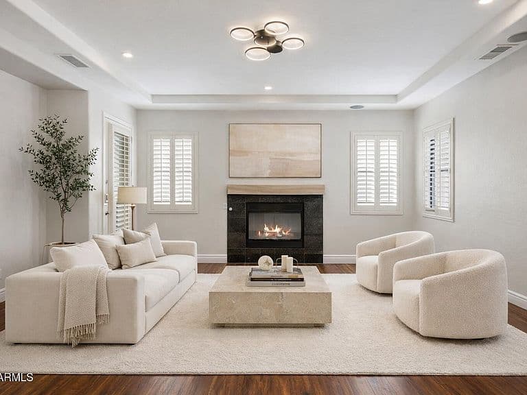 3215 E Constance Way photo 4