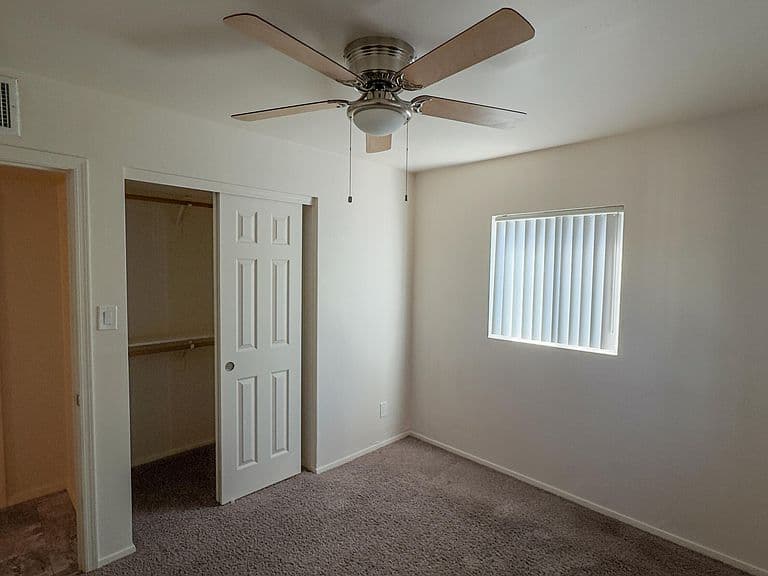 2316 W MARLETTE Avenue photo 3