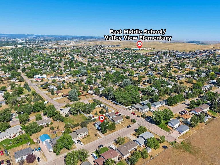 1715 Ennen Dr photo 3