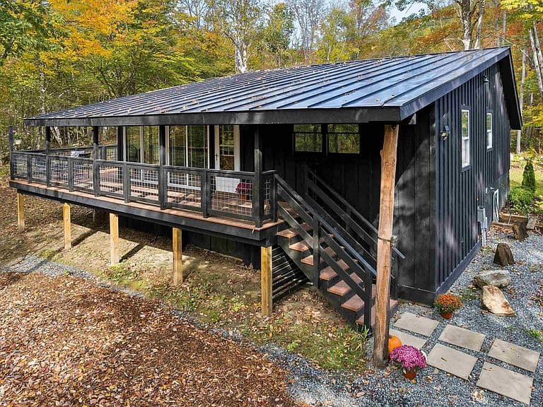 139 Doe Hill Way photo 1