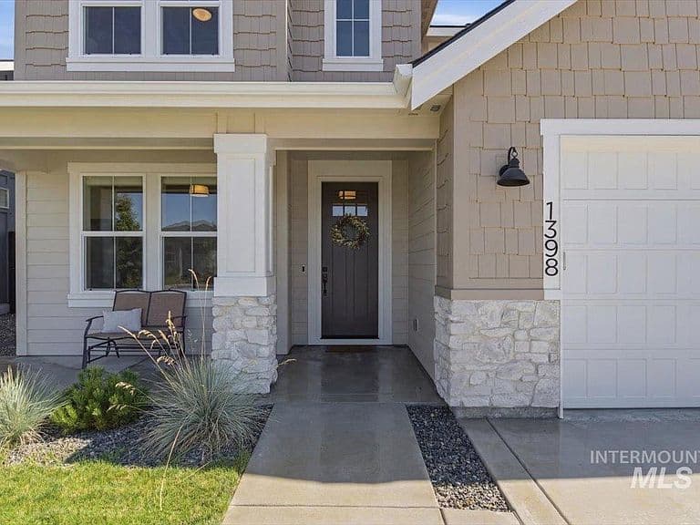 1398 W Ultar Dr photo 4