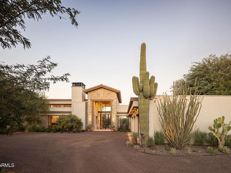 23645 N 83rd Pl photo 1