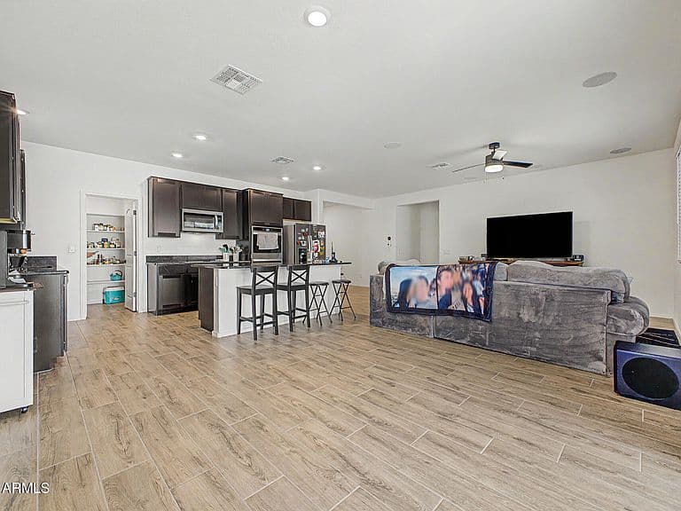 18352 E Eloisa Drive photo 5