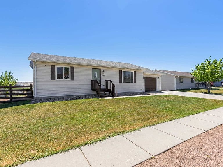 601 Stealth Ln photo 3