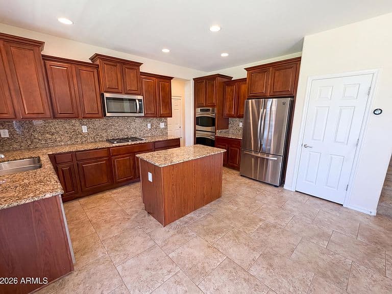 5227 W BENT TREE Drive photo 2