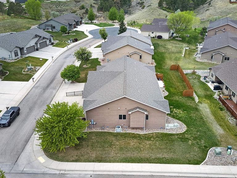 310 Dunbar Ct photo 4