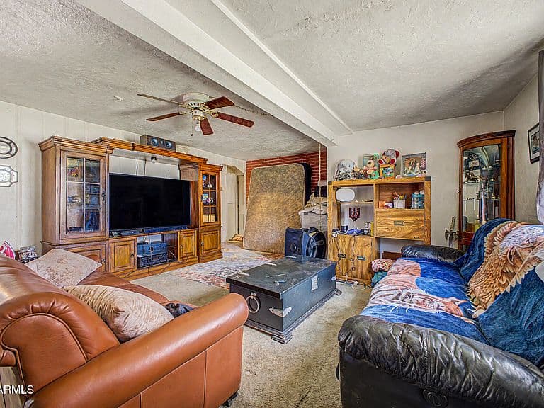 36 S 64TH Avenue photo 4