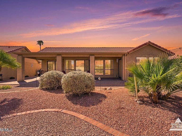 10626 E COOPERS HAWK Drive photo 2