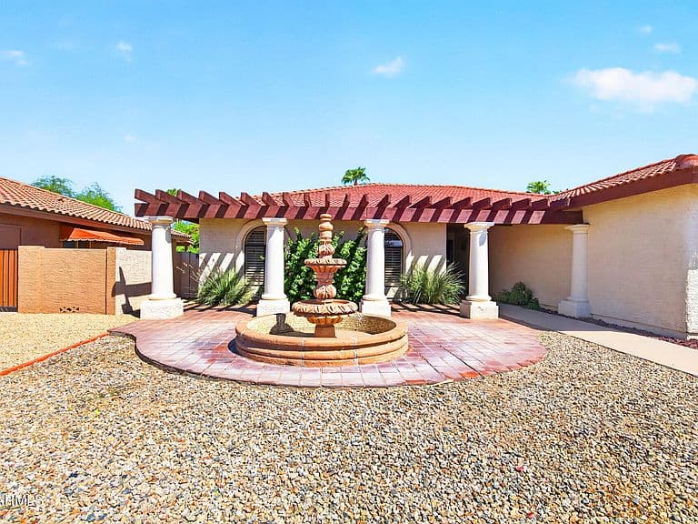 10422 E REGAL Drive photo 4