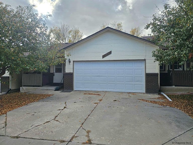 4706 Easy St photo 2